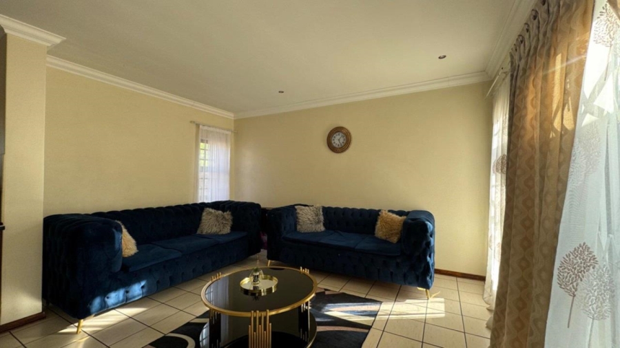 2 Bedroom Property for Sale in Retswelele Northern Cape